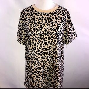 Leopard top